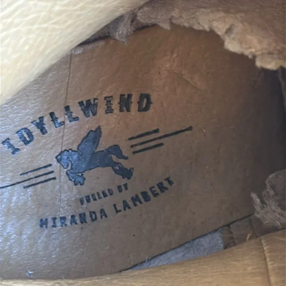 IDYLLWIND Miranda Lambert Western Brown Distressed Boots - Picture 12 of 12